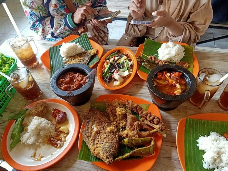 Deretan Rumah Makan Sunda Di Jakarta Yang Khas