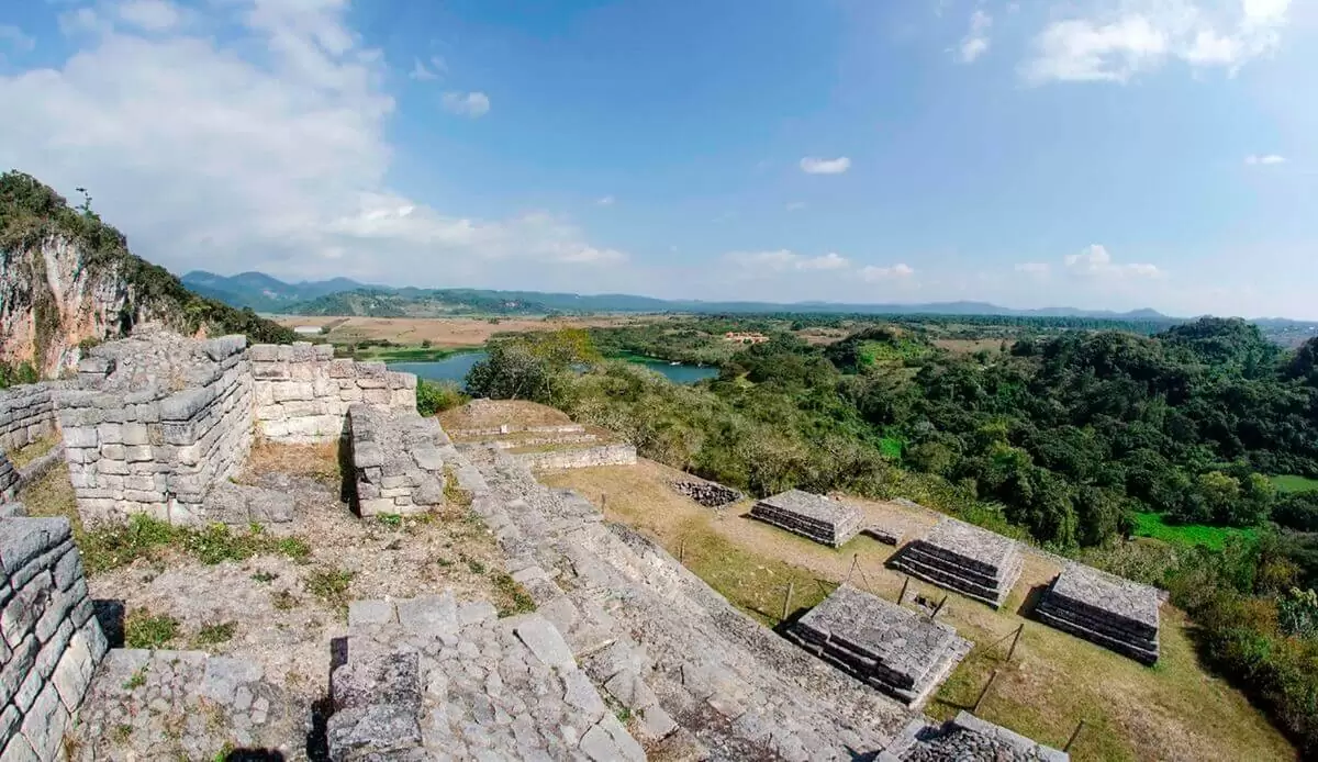 Chinkultic: Explore the Ancient Mayan Ruins