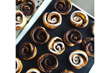 3-hour Culinary Bike Tour in English