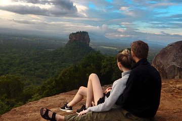 Sigiriya Lion Rock & Dambulla Cave Temple (Full Package)