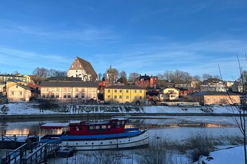  Private Tour to Porvoo by Car from Helsinki & Airport 