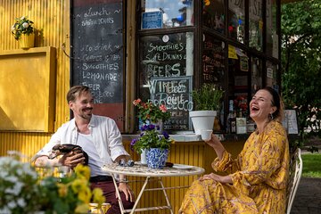 CITY Tour with Food Tasting in Helsinki