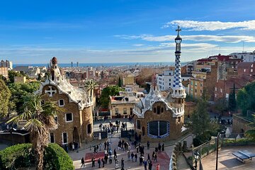 Park Guell Guided Tour With Reserved Entry Tickets