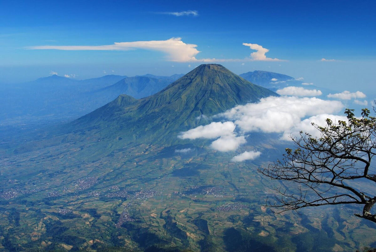 Gunung Tertinggi di Indonesia - Gunung Slamet