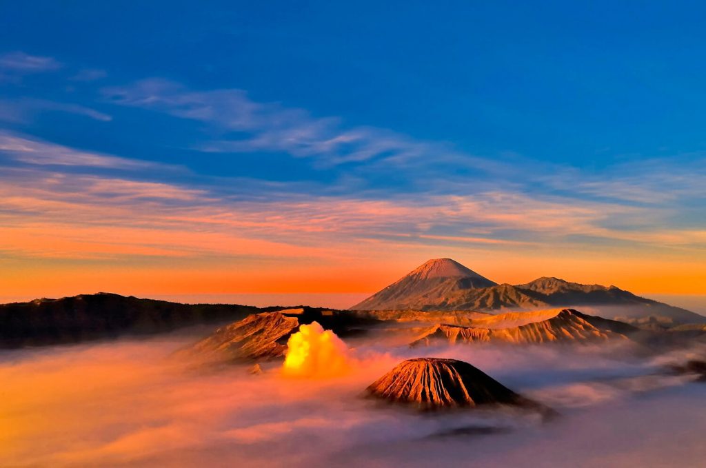 7 Wisata Gunung Bromo Paling Menakjubkan | Mundo Maya