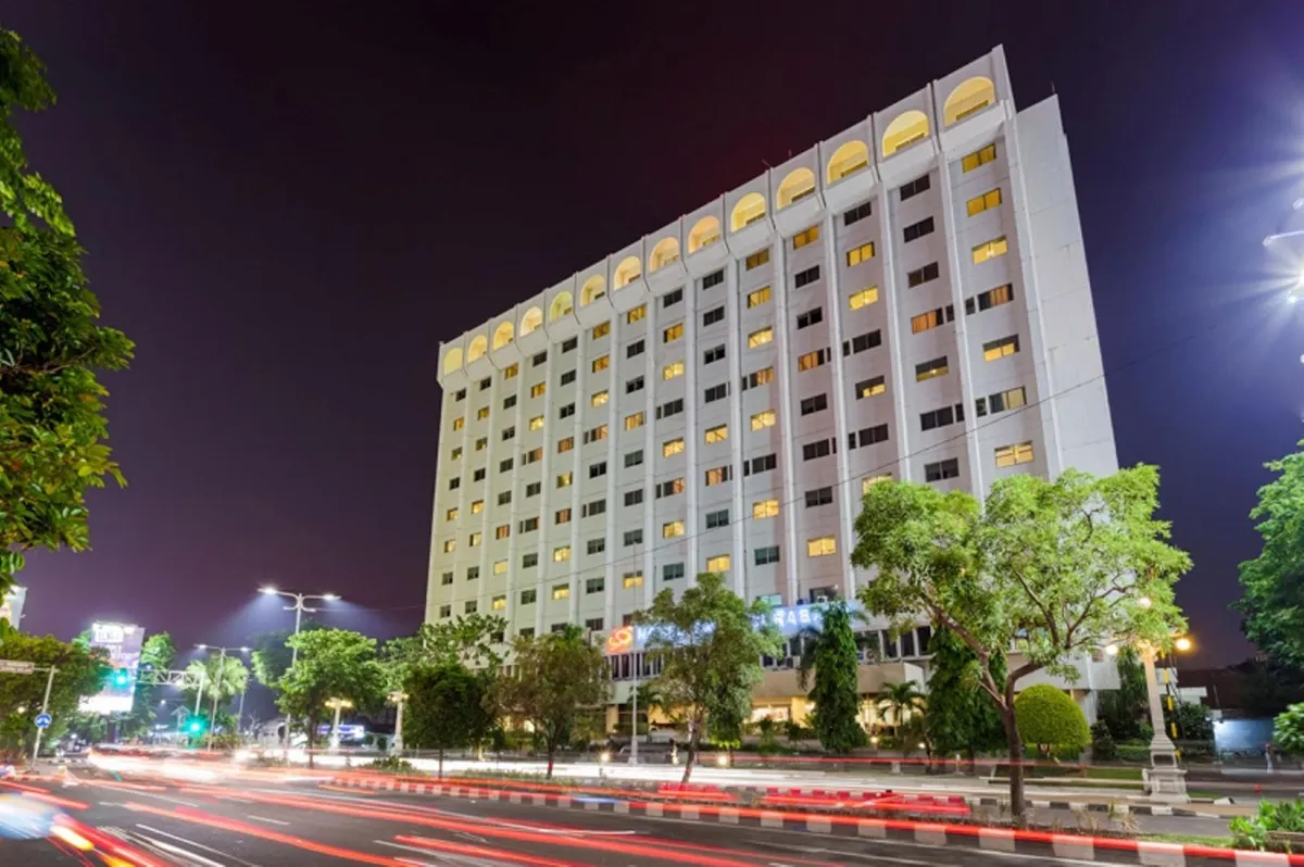 5 Hotel Terangker di Surabaya, Berani Menjelajahinya?