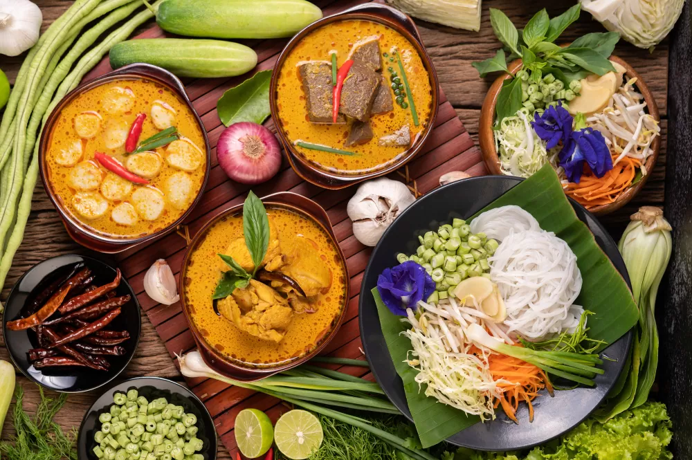 10 Makanan Khas Thailand Paling Wajib Dicoba!