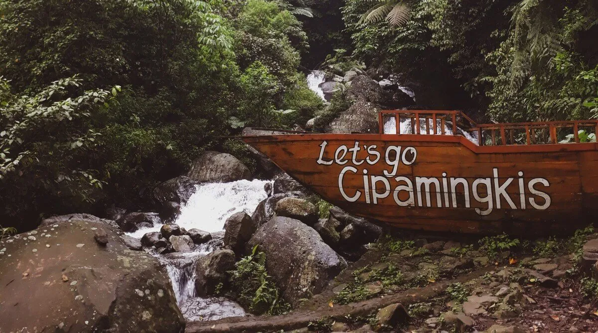 Curug Cipamingkis Bogor