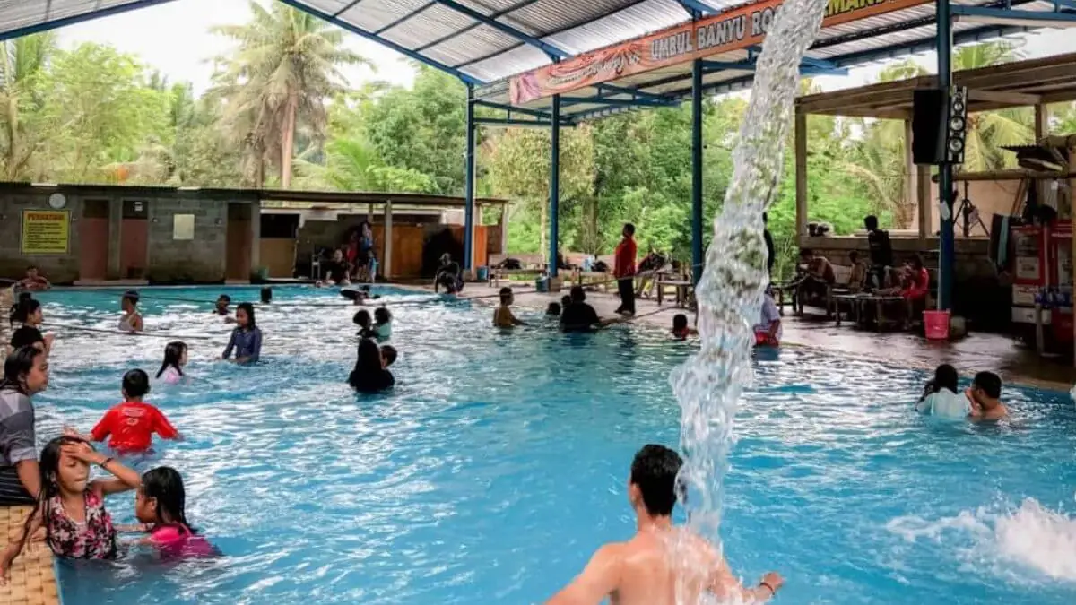 Umbul Banyu Roso Pemandian Air Panas Magelang